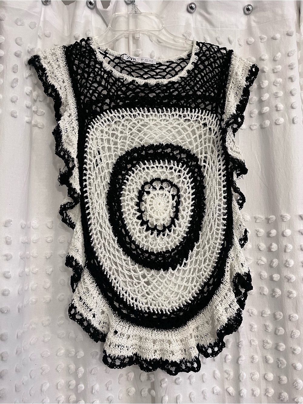 Zara Black & White Crocheted Ruffle Top Size S NEW